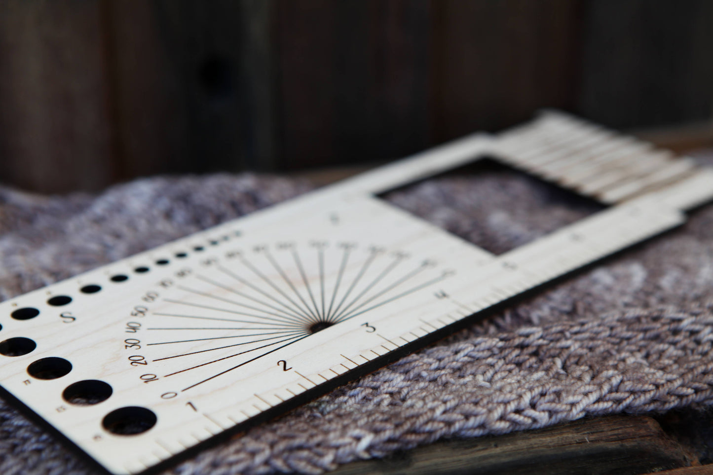 Bee “Almost Everything” Gauge
