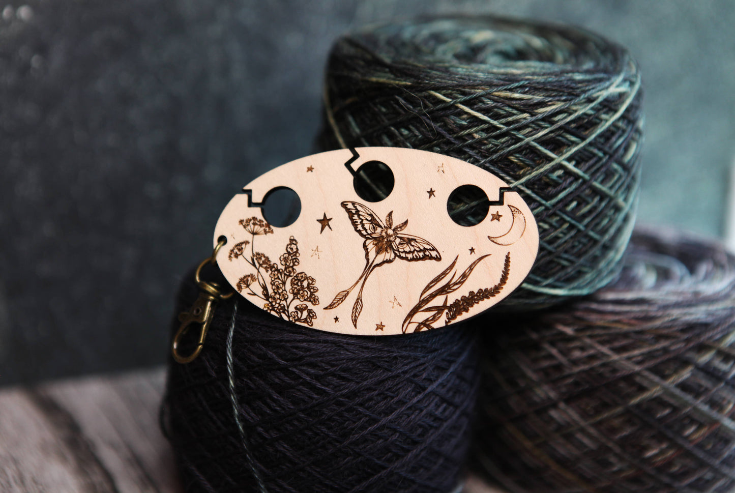 Luna Moth in Night Sky Yarn Separator