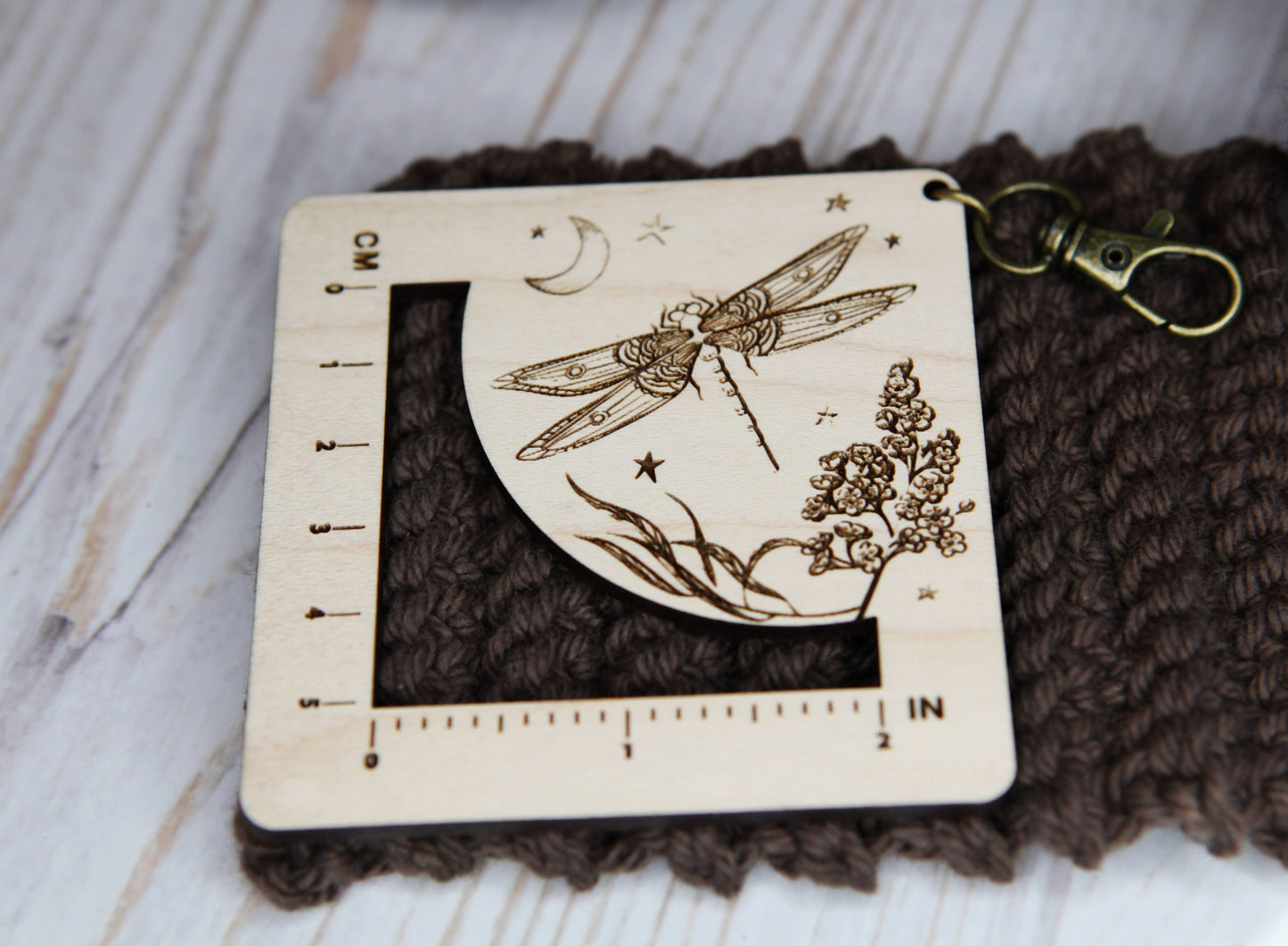 Dragonfly Knit & Crochet Gauge