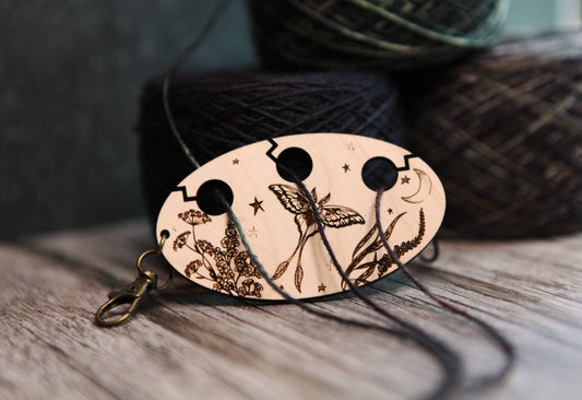 Luna Moth in Night Sky Yarn Separator