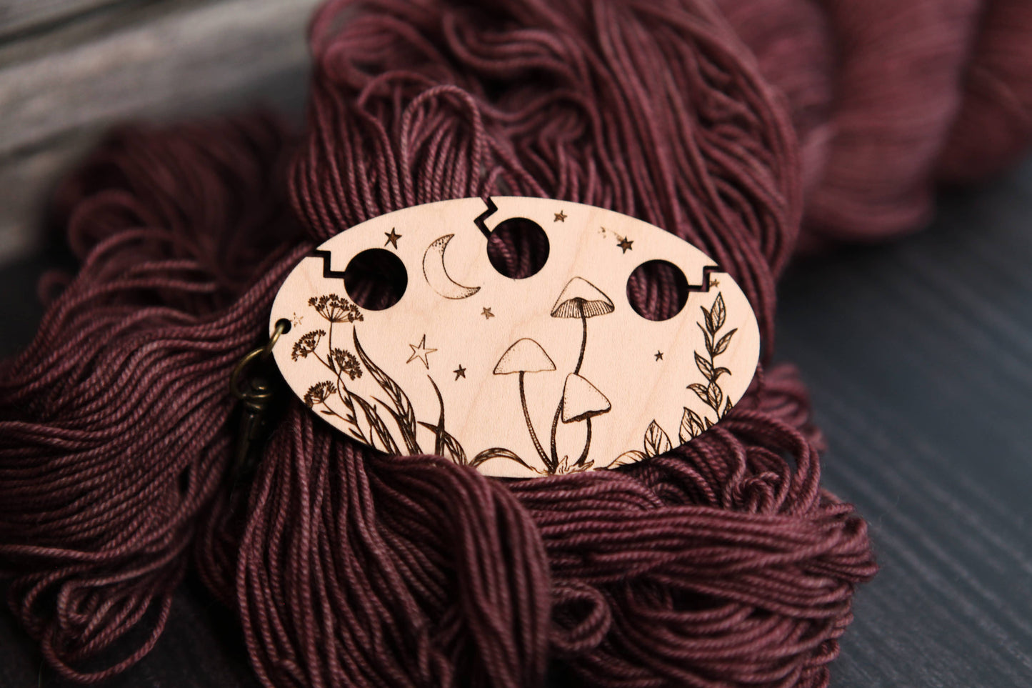 Mushrooms in the Night Sky Yarn Separator
