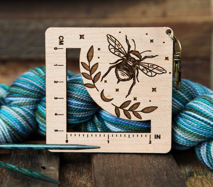 Bee Knit & Crochet Gauge