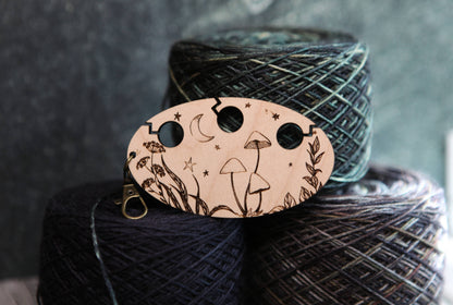 Mushrooms in the Night Sky Yarn Separator