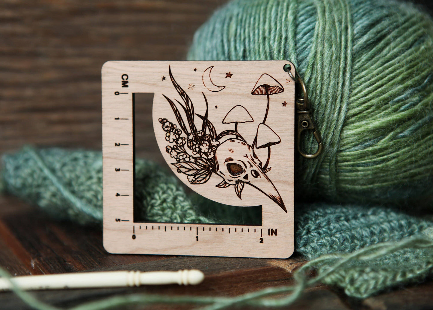 Raven Skull Knit & Crochet Gauge